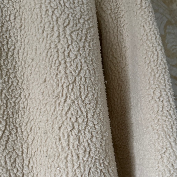 Vineyard Vines Fleece Pullover with Blue Zipper - Picture 3 of 6